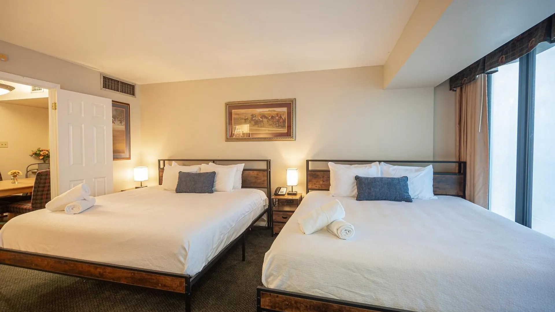 Stay Together Suites Las Vegas Apartment